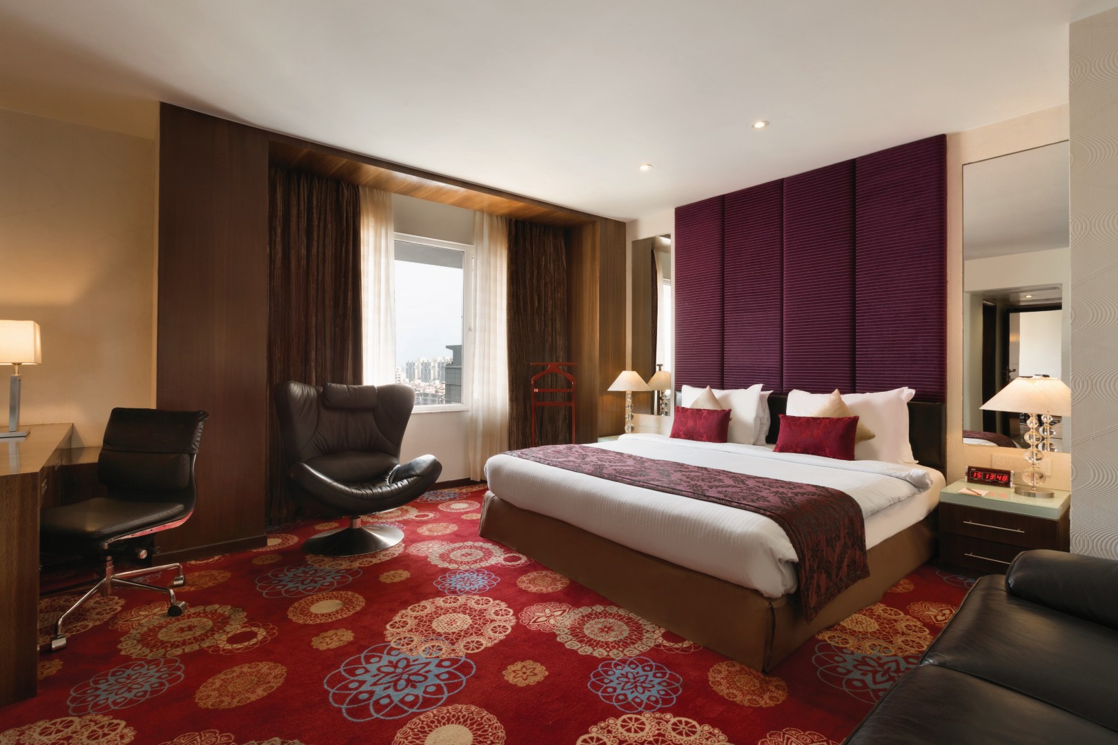 Ramada By Whydham - Prahladnagara Ahmedabad (4)