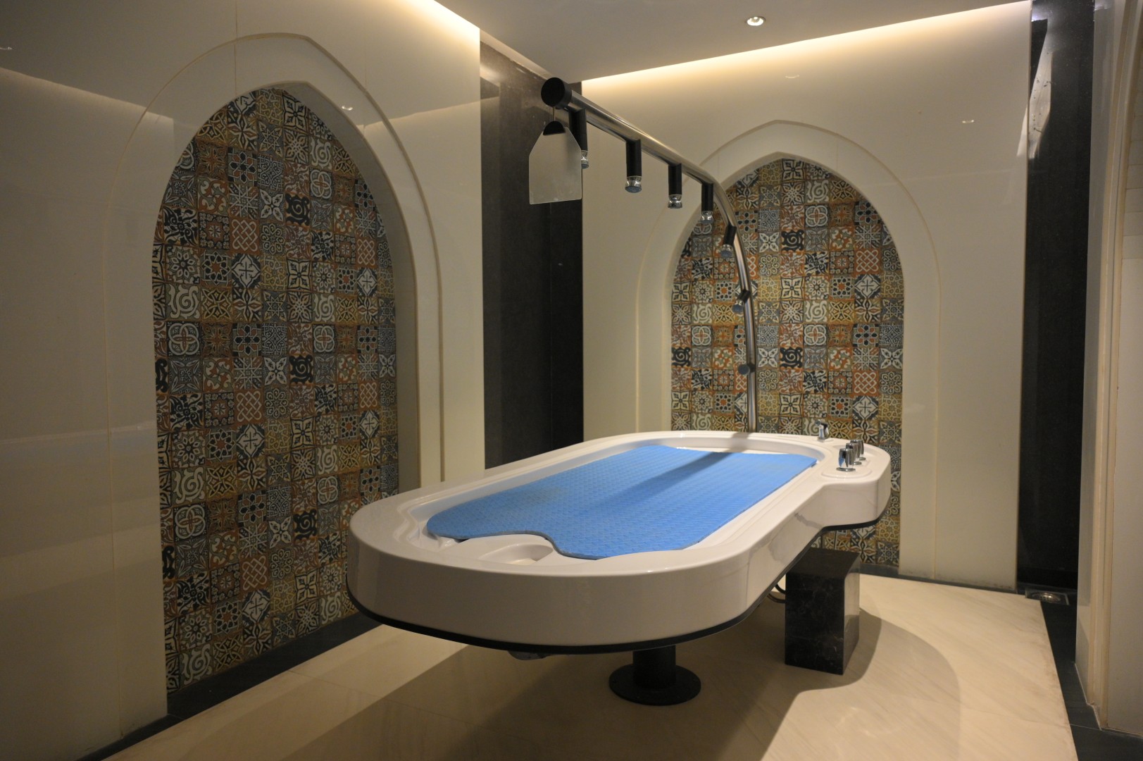 Taj Gandhinagar Resort & Spa (5)